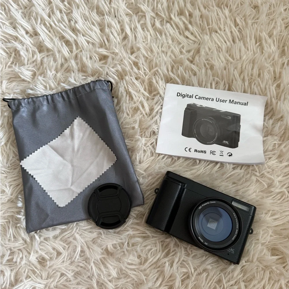 4K Digital Vlogging Camera with Carry Pouch and Manual